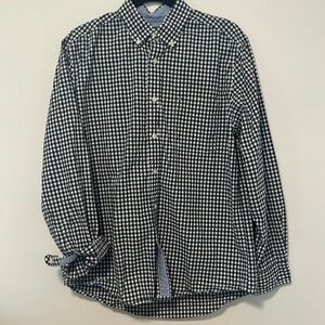 Men’s long sleeve button down shirt